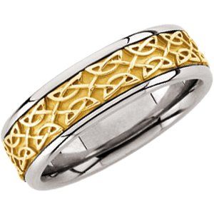 Celtic-Inspired Comfort-Fit Half Round Band