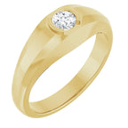 https://meteor.stullercloud.com/das/103511159?obj=stones/diamonds/g_Center&obj=metals&obj=metals&obj.recipe=yellow&wid=1200&hei=1200