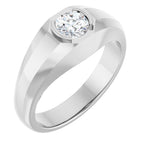 https://meteor.stullercloud.com/das/103511164?obj=stones/diamonds/g_Center&obj=metals&obj=metals&obj.recipe=white&wid=1200&hei=1200