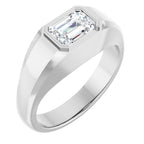 https://meteor.stullercloud.com/das/103511540?obj=stones/diamonds/g_Center&obj=metals&obj=metals&obj.recipe=white&wid=1200&hei=1200