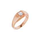 https://meteor.stullercloud.com/das/103511730?obj=stones/diamonds/g_Center&obj=metals&obj=metals&obj.recipe=rose&wid=1200&hei=1200
