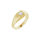 https://meteor.stullercloud.com/das/103511730?obj=stones/diamonds/g_Center&obj=metals&obj=metals&obj.recipe=yellow&wid=1200&hei=1200