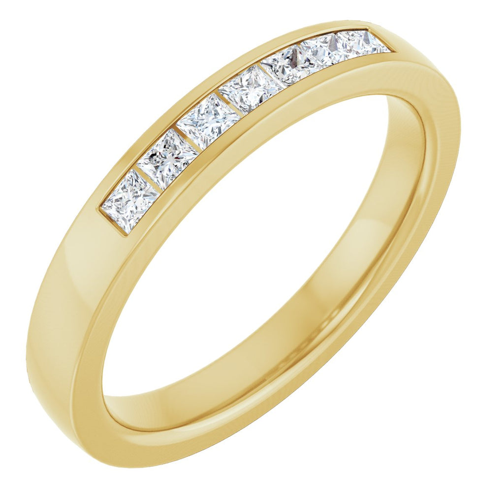 https://meteor.stullercloud.com/das/105618716?obj=stones/diamonds/g_Center&obj=metals&obj=metals&obj.recipe=yellow&wid=1200&hei=1200