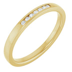 https://meteor.stullercloud.com/das/105619548?obj=stones/diamonds/g_Center&obj=metals&obj=metals&obj.recipe=yellow&wid=1200&hei=1200