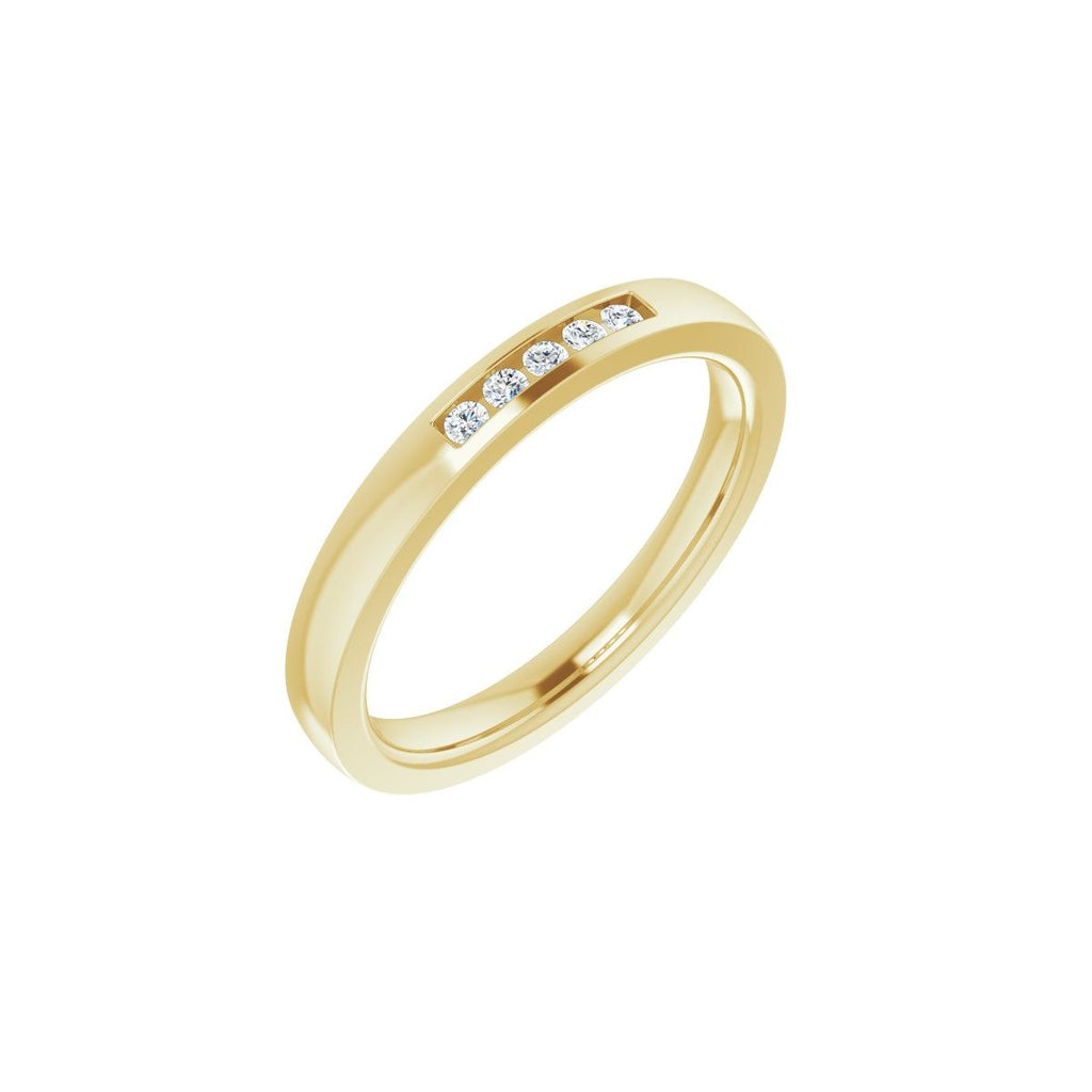 https://meteor.stullercloud.com/das/105720310?obj=stones/diamonds/g_Center&obj=metals&obj=metals&obj.recipe=yellow&wid=1200&hei=1200