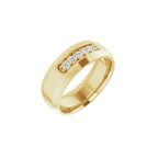 https://meteor.stullercloud.com/das/105756840?obj=stones/diamonds/g_Center&obj=metals&obj=metals&obj.recipe=yellow&wid=1200&hei=1200