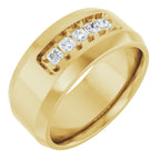 https://meteor.stullercloud.com/das/105774066?obj=stones/diamonds/g_Center&obj=metals&obj=metals&obj.recipe=yellow&wid=1200&hei=1200