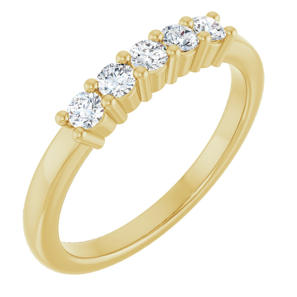 https://meteor.stullercloud.com/das/110394862?obj=stones/diamonds/g_Stone 1&obj=stones/diamonds/g_Stone 2&obj=stones/diamonds/g_Stone 3&obj=stones/diamonds/g_Stone 4&obj=stones/diamonds/g_Stone 5&obj=metals&obj=metals&obj.recipe=yellow&wid=1200&hei=1200