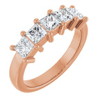 https://meteor.stullercloud.com/das/110394870?obj=stones/diamonds/g_Stone 1&obj=stones/diamonds/g_Stone 2&obj=stones/diamonds/g_Stone 3&obj=stones/diamonds/g_Stone 4&obj=stones/diamonds/g_Stone 5&obj=metals&obj=metals&obj.recipe=rose&wid=1200&hei=1200