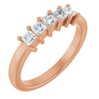 https://meteor.stullercloud.com/das/110399158?obj=stones/diamonds/g_Stone 1&obj=stones/diamonds/g_Stone 2&obj=stones/diamonds/g_Stone 3&obj=stones/diamonds/g_Stone 4&obj=stones/diamonds/g_Stone 5&obj=metals&obj=metals&obj.recipe=rose&wid=1200&hei=1200
