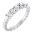 https://meteor.stullercloud.com/das/110403213?obj=stones/diamonds/g_Stone 1&obj=stones/diamonds/g_Stone 2&obj=stones/diamonds/g_Stone 3&obj=stones/diamonds/g_Stone 4&obj=stones/diamonds/g_Stone 5&obj=metals&obj=metals&obj.recipe=white&wid=1200&hei=1200