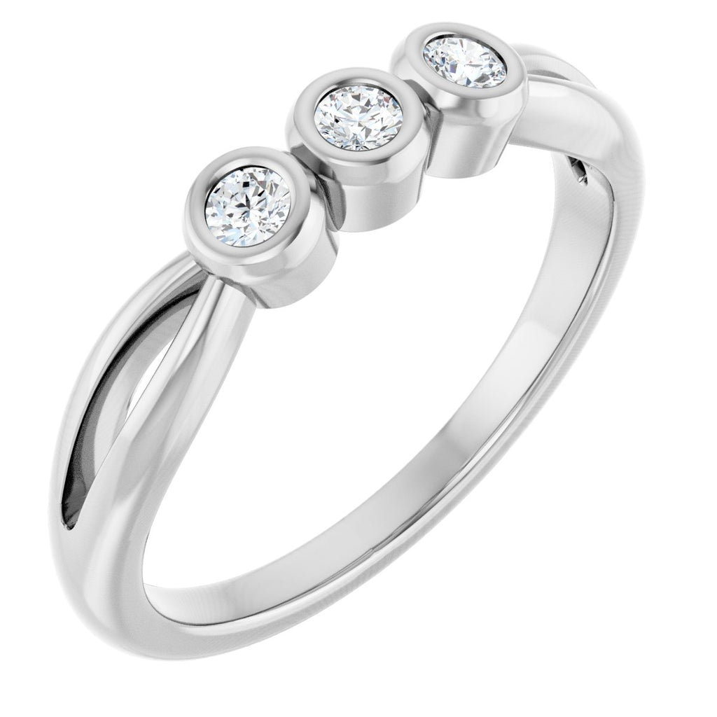 https://meteor.stullercloud.com/das/111180630?obj=stones/diamonds/g_Center 1&obj=stones/diamonds/g_Center 2&obj=stones/diamonds/g_Center 3&obj=metals&obj=metals&obj.recipe=white&wid=1200&hei=1200