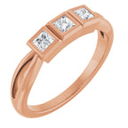 https://meteor.stullercloud.com/das/111187738?obj=stones/diamonds/g_Center 1&obj=stones/diamonds/g_Center 2&obj=stones/diamonds/g_Center 3&obj=metals&obj=metals&obj.recipe=rose&wid=1200&hei=1200