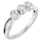 https://meteor.stullercloud.com/das/111192278?obj=stones/diamonds/g_Center 1&obj=stones/diamonds/g_Center 2&obj=stones/diamonds/g_Center 3&obj=metals&obj=metals&obj.recipe=white&wid=1200&hei=1200