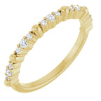 https://meteor.stullercloud.com/das/113110787?obj=stones/diamonds/g_Accent&obj=metals&obj=metals&obj.recipe=yellow&wid=1200&hei=1200