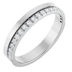 https://meteor.stullercloud.com/das/113156367?obj=stones/diamonds/g_Accent&obj=metals&obj=metals&obj.recipe=white&wid=1200&hei=1200