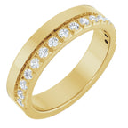 https://meteor.stullercloud.com/das/113156676?obj=stones/diamonds/g_Accent&obj=metals&obj=metals&obj.recipe=yellow&wid=1200&hei=1200