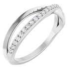 Accented Criss-Cross Ring
