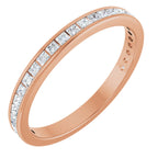 https://meteor.stullercloud.com/das/114414069?obj=stones/diamonds/g_Center&obj=metals&obj=metals&obj.recipe=rose&wid=1200&hei=1200