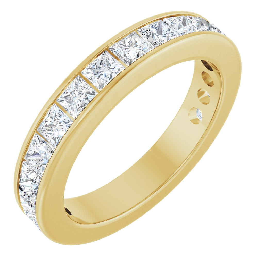 https://meteor.stullercloud.com/das/114464328?obj=stones/diamonds/g_Center&obj=metals&obj=metals&obj.recipe=yellow&wid=1200&hei=1200