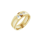 https://meteor.stullercloud.com/das/119089282?obj=stones/diamonds/g_Center 1&obj=stones/diamonds/g_Center 2&obj=stones/diamonds/g_Center 3&obj=metals&obj=metals&obj.recipe=yellow&wid=1200&hei=1200