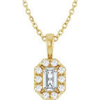 https://meteor.stullercloud.com/das/120708742?obj=stones/diamonds/g_Accent&obj=stones/diamonds/g_Center&obj=metals&obj=metals&obj.recipe=yellow&$standard$