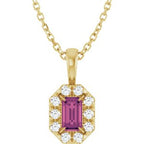 https://meteor.stullercloud.com/das/120708742?obj=stones/diamonds/g_Accent&obj=stones/faceted/g_Center&obj.curves=0,0.83,116.160,255.255,255&obj.curves.r=0,0.70,64.180,189.255,255&obj.curves.g=25,0.81,37.186,121.255,143&obj.curves.b=0,19.255,186&obj=metals&obj=metals&obj.recipe=yellow&$standard$