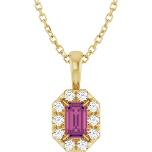 https://meteor.stullercloud.com/das/120708742?obj=stones/diamonds/g_Accent&obj=stones/faceted/g_Center&obj.curves=0,0.83,116.160,255.255,255&obj.curves.r=0,0.70,64.180,189.255,255&obj.curves.g=25,0.81,37.186,121.255,143&obj.curves.b=0,19.255,186&obj=metals&obj=metals&obj.recipe=yellow&$standard$