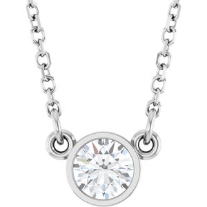 https://meteor.stullercloud.com/das/125278984?obj=stones/diamonds/g_Center&obj=metals&obj=metals&obj.recipe=white&$standard$