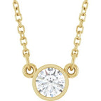 https://meteor.stullercloud.com/das/125278984?obj=stones/diamonds/g_Center&obj=metals&obj=metals&obj.recipe=yellow&$standard$