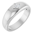 https://meteor.stullercloud.com/das/125976354?obj=stones/diamonds/g_Center&obj=metals&obj=metals&obj.recipe=white&wid=1200&hei=1200