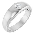 https://meteor.stullercloud.com/das/125978344?obj=stones/diamonds/g_Center&obj=metals&obj=metals&obj.recipe=white&wid=1200&hei=1200