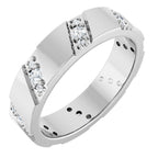 https://meteor.stullercloud.com/das/127685667?obj=stones/diamonds/g_Accent 1&obj=stones/diamonds/g_Accent 2&obj=metals&obj=metals&obj.recipe=white&wid=1200&hei=1200
