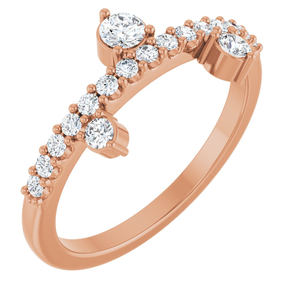https://meteor.stullercloud.com/das/127685759?obj=stones/diamonds/g_Center&obj=stones/diamonds/g_Accent&obj=metals&obj=metals&obj.recipe=rose&wid=1200&hei=1200