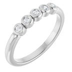 https://meteor.stullercloud.com/das/127893544?obj=stones/diamonds/g_Center 1&obj=stones/diamonds/g_Center 2&obj=stones/diamonds/g_Center 3&obj=stones/diamonds/g_Center 4&obj=stones/diamonds/g_Center 5&obj=metals&obj=metals&obj.recipe=white&wid=1200&hei=1200