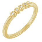 https://meteor.stullercloud.com/das/127898462?obj=stones/diamonds/g_Center 1&obj=stones/diamonds/g_Center 2&obj=stones/diamonds/g_Center 3&obj=stones/diamonds/g_Center 4&obj=stones/diamonds/g_Center 5&obj=metals&obj=metals&obj.recipe=yellow&wid=1200&hei=1200