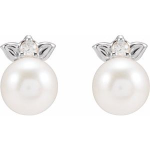 Floral Pearl Earrings