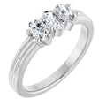 https://meteor.stullercloud.com/das/130698374?obj=stones/diamonds/g_Center 1&obj=stones/diamonds/g_Center 2&obj=stones/diamonds/g_Center 3&obj=metals&obj=metals&obj.recipe=white&wid=1200&hei=1200