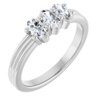 https://meteor.stullercloud.com/das/130698374?obj=stones/diamonds/g_Center 1&obj=stones/diamonds/g_Center 2&obj=stones/diamonds/g_Center 3&obj=metals&obj=metals&obj.recipe=white&wid=1200&hei=1200