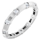 Channel-Set Knife Eternity Band