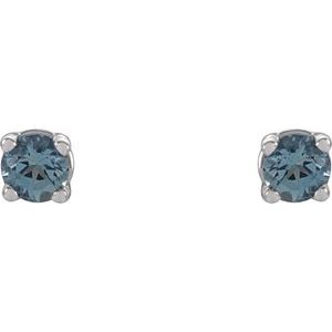 Round 4-Prong Lightweight Stud Earrings