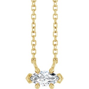 https://meteor.stullercloud.com/das/132705898?obj=stones/diamonds/g_Center&obj=metals&obj=metals&obj.recipe=yellow&$standard$
