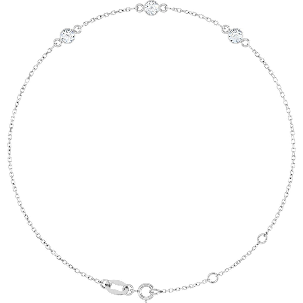 https://meteor.stullercloud.com/das/134053426?obj=stones/diamonds/g_Accent2&obj=stones/diamonds/g_Accent1&obj=stones/diamonds/g_Accent3&obj=metals&obj=metals&obj.recipe=white&wid=1200&hei=1200