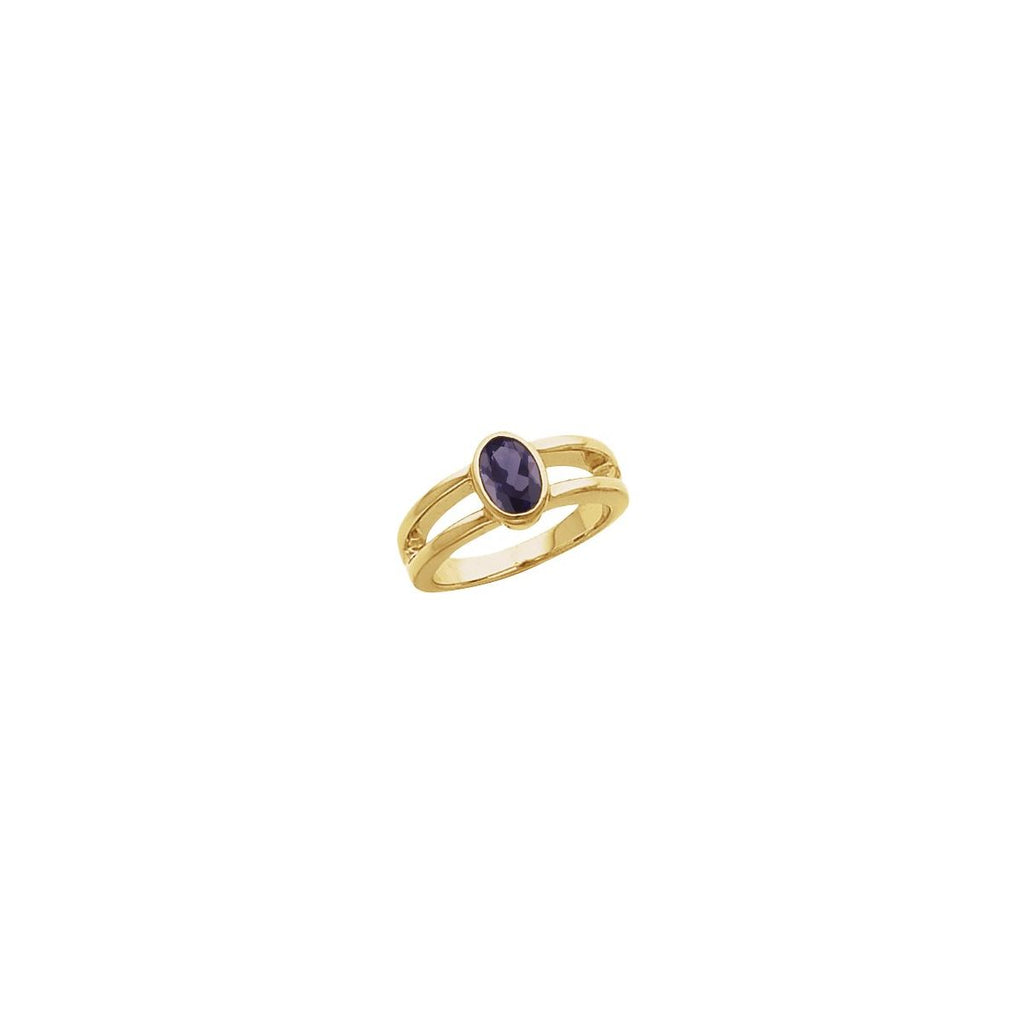 Bezel-Set Negative Space Ring