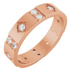 https://meteor.stullercloud.com/das/135594326?obj=stones/diamonds/g_Accent&obj=metals&obj=metals&obj.recipe=rose&wid=1200&hei=1200