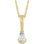 https://meteor.stullercloud.com/das/143848472?obj=stones/diamonds/g_Center&obj=metals&obj=metals&obj.recipe=yellow&wid=1200&hei=1200