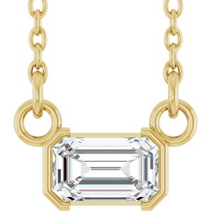 https://meteor.stullercloud.com/das/147320117?obj=stones/diamonds/g_Center&obj=metals&obj=metals&obj.recipe=yellow&$standard$