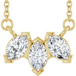 https://meteor.stullercloud.com/das/151075140?obj=stones/diamonds/g_Accent&obj=metals&obj=metals&obj.recipe=yellow&$standard$