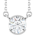 https://meteor.stullercloud.com/das/151869310?obj=stones/diamonds/g_Center&obj=metals&obj=metals&obj.recipe=white&$standard$