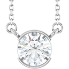 https://meteor.stullercloud.com/das/151869310?obj=stones/diamonds/g_Center&obj=metals&obj=metals&obj.recipe=white&wid=1200&hei=1200